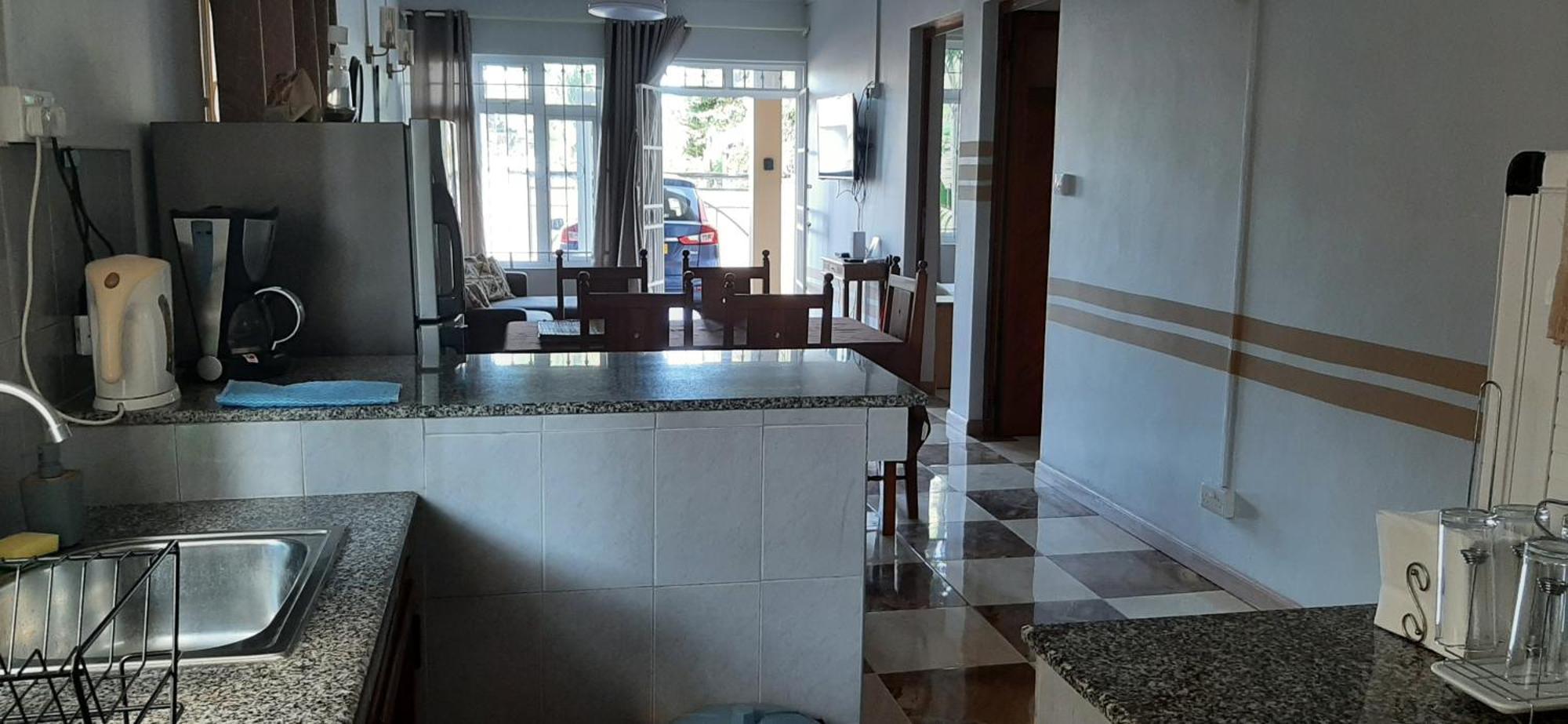 Ground Floor Lovely Two Bedrooms Apartment Flic-en-Flacq 外观 照片